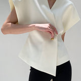 Cevalin | Top Skulpturel Silhuet med Guldspænde