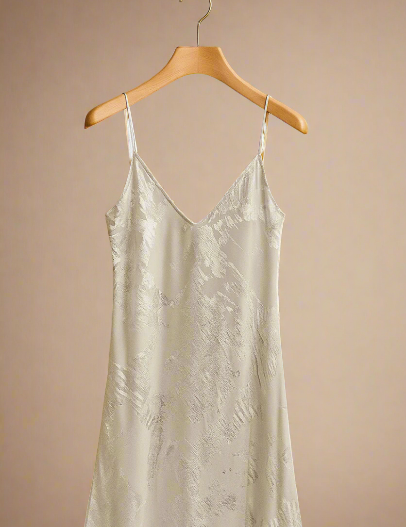 Drøm KJOLE | Silkeglat elegance + flydende komfort