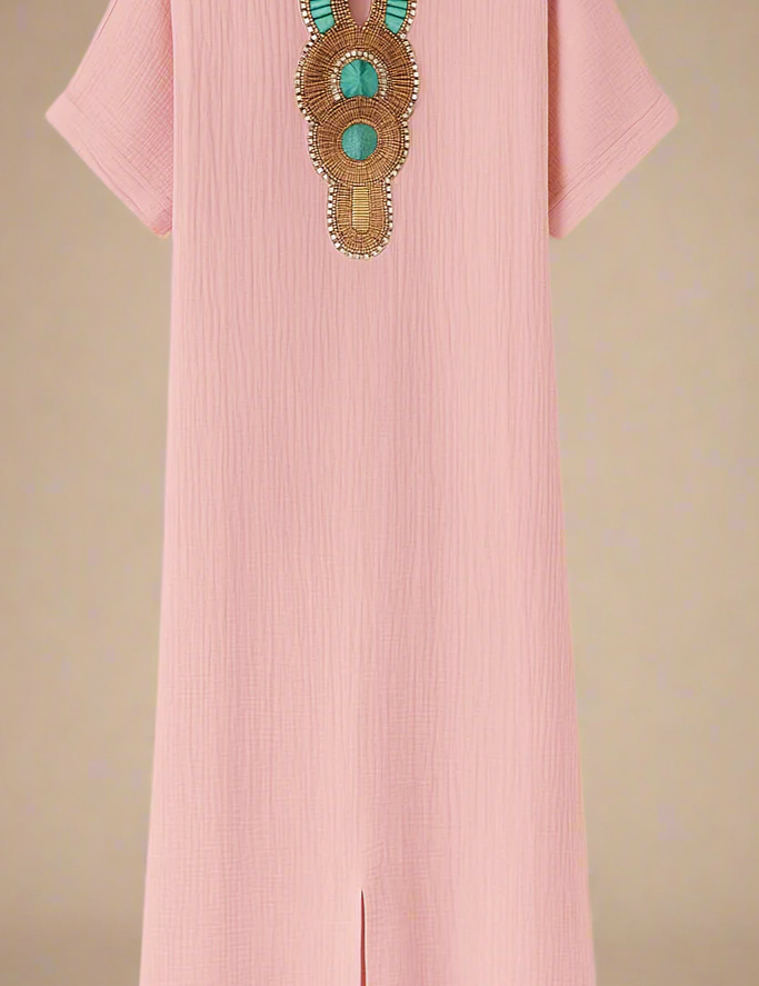 SAGA KJOLE | Lang kjole med decoteret hals og sideslidser