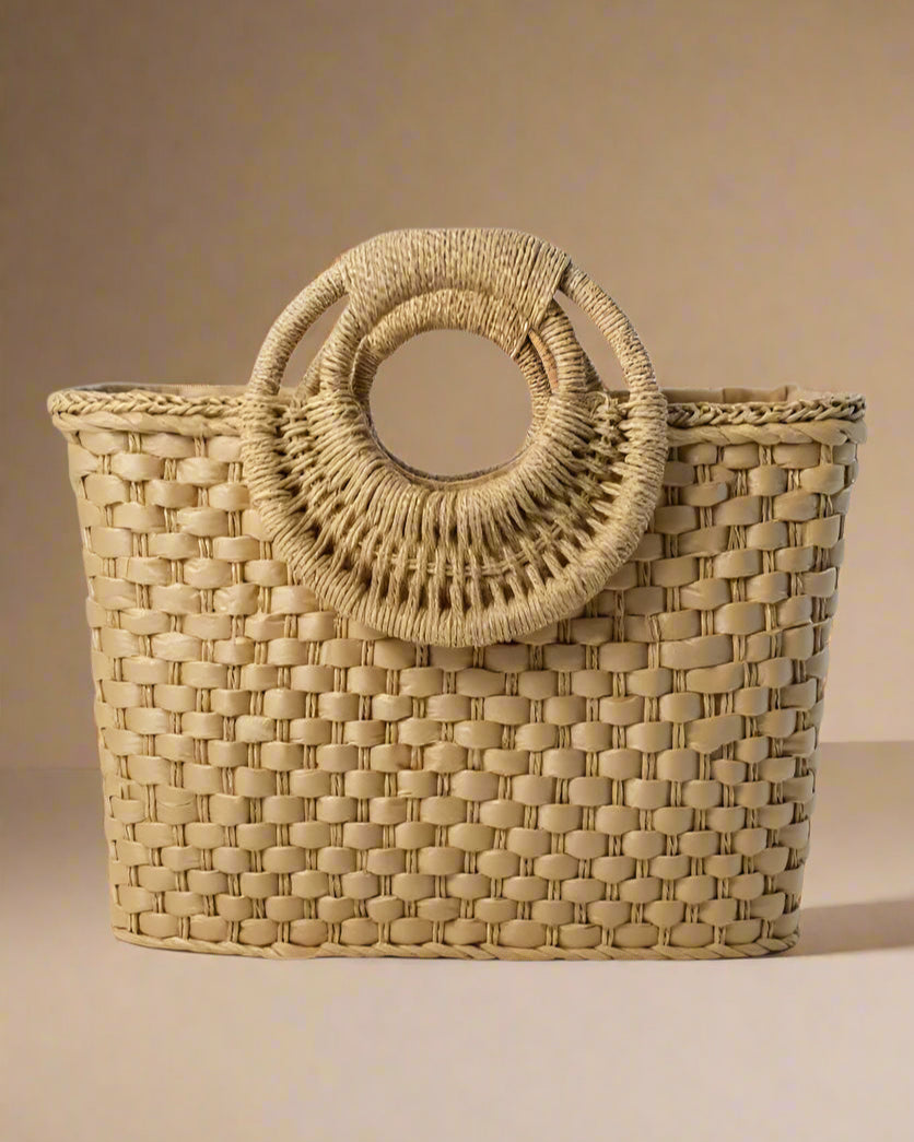 NATURFORM TASKE | Håndlavet Struktur & Tidløs Sommerstil